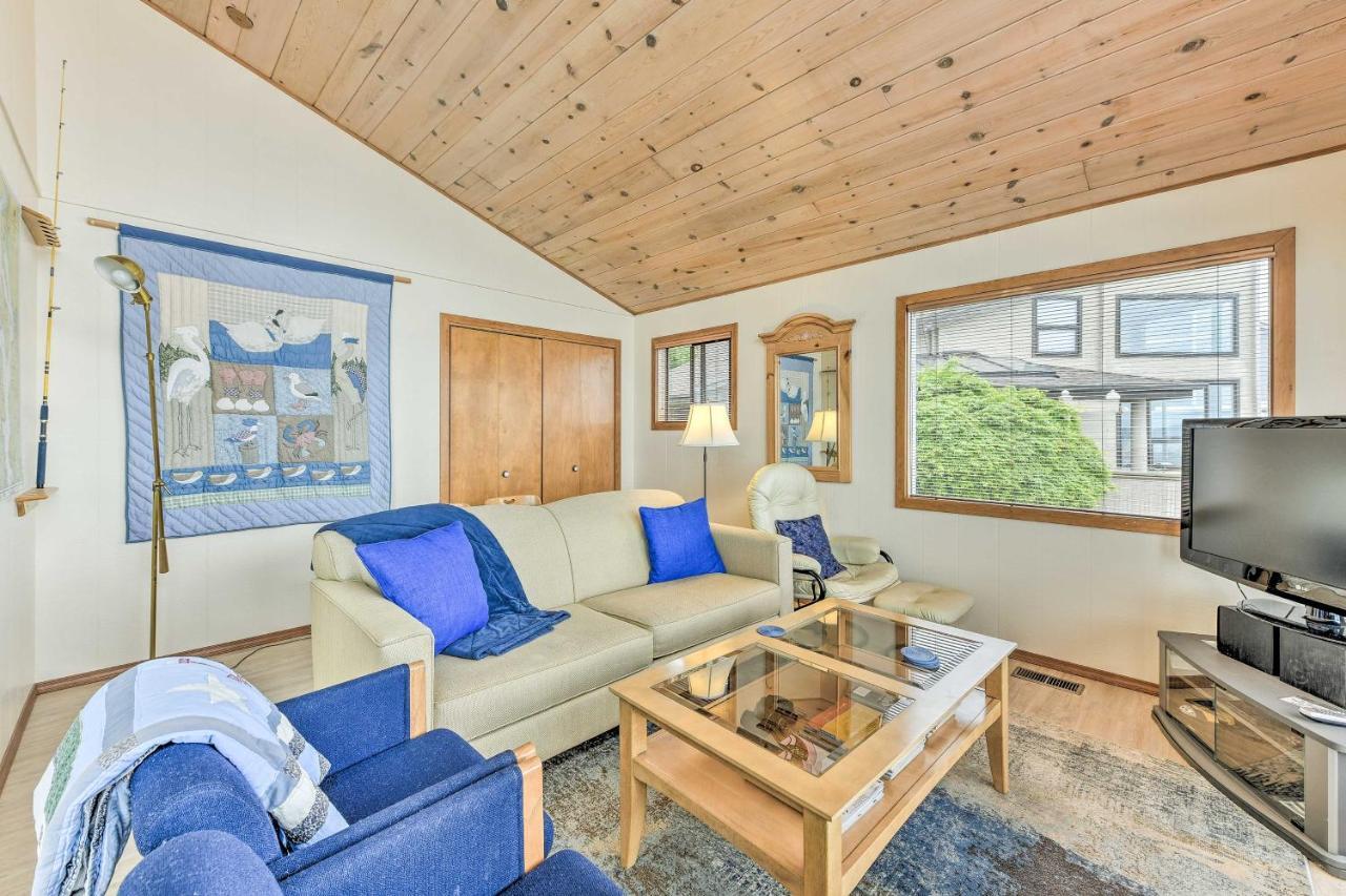 Beachfront Whidbey Island Home And Apartment! Лангли Екстериор снимка