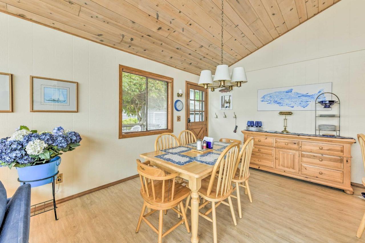 Beachfront Whidbey Island Home And Apartment! Лангли Екстериор снимка